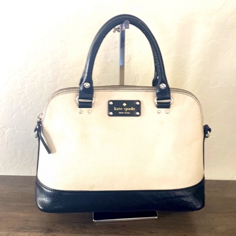 Euc Kate Spade Cream & Black Saffiano Leather Dome Satchel